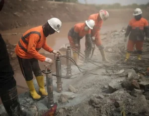 Jasa Pembongkaran Beton / batu dengan Rock Splitter