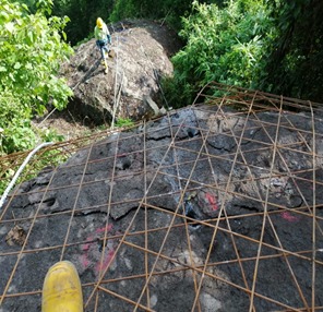 Pemecahan Batuan Dengan Expansif Mortar