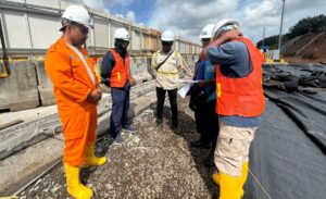 Proteksi Lereng dengan Penguatan Geotextile di Gerbang Tol Kalikangkung